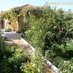 Adonino Residence-the House Of Pomegranates Hébergement de vacances Lakíthra