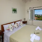 Adonino Residence-the House Of Pomegranates بيت للعطل