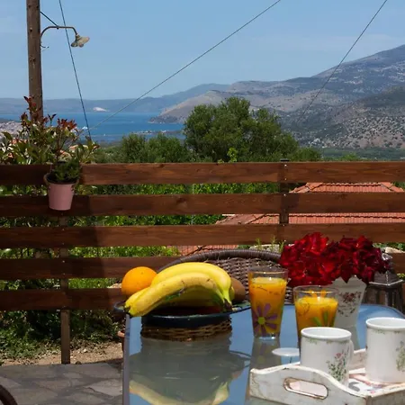 Adonino Residence-the House Of Pomegranates بيت للعطل