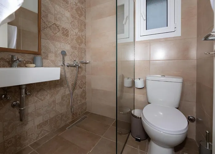 Adonino Residence-the House Of Pomegranates Ferienhaus Lakíthra