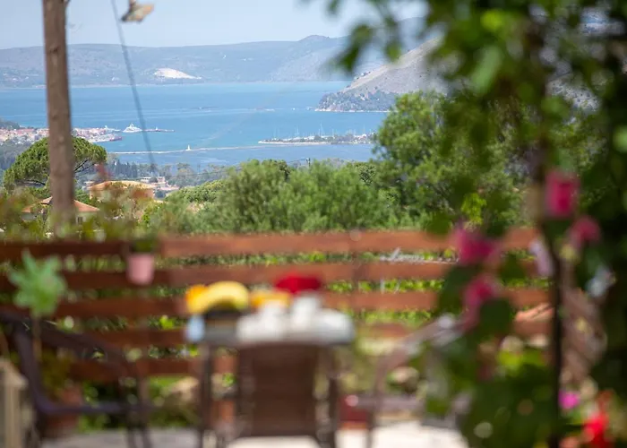 Ferienhaus Adonino Residence-the House Of Pomegranates Lakíthra