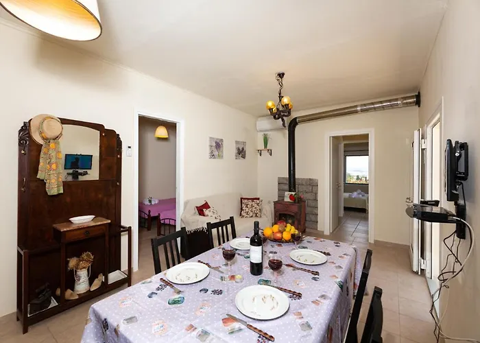 Adonino Residence-the House Of Pomegranates Lakíthra