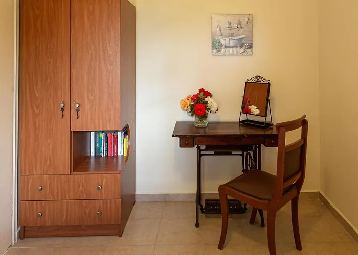 Ferienhaus Adonino Residence-the House Of Pomegranates Lakíthra