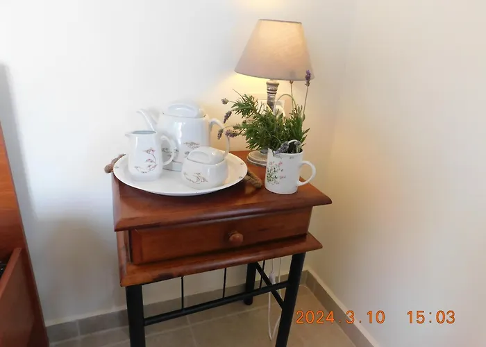 Adonino Residence-the House Of Pomegranates Ferienhaus Lakíthra